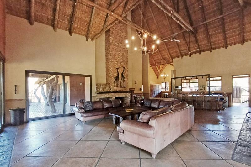 5 Bedroom Property for Sale in Vaalkop Dam North West